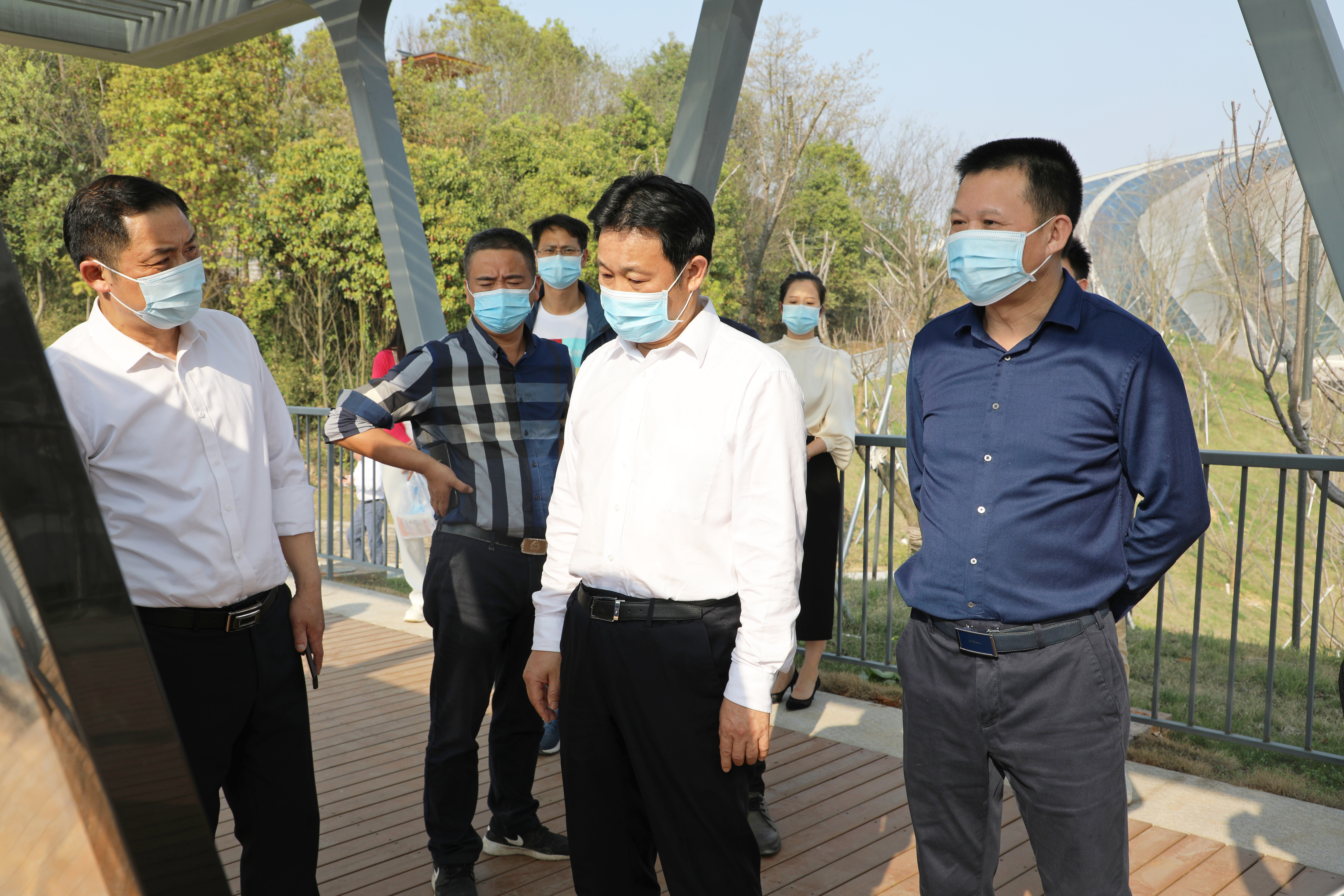 3月15日，市委副書記、湖南省第十四屆運動會，第十一屆殘疾人運動會岳陽市籌備委員會執(zhí)行主任李摯調(diào)研第十四屆省運會部分場館建設(shè)項目。.jpg